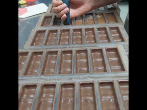 Hazelnut Praline Chocolate Bar 50g